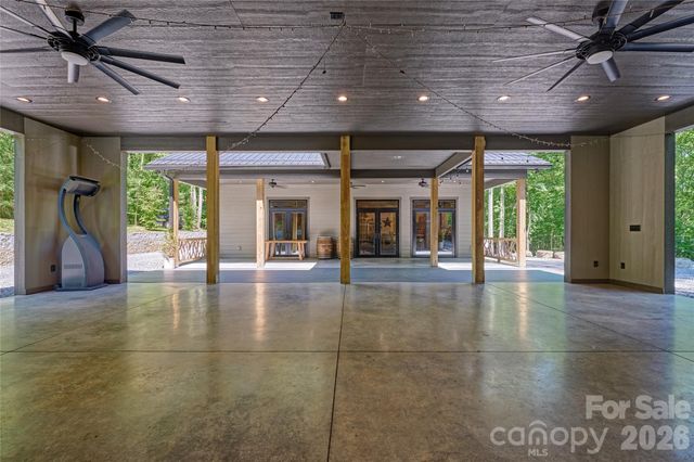 4017 Canada Road, Tuckasegee, NC 28783