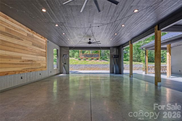 4017 Canada Road, Tuckasegee, NC 28783