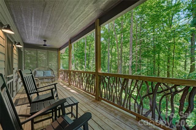 4017 Canada Road, Tuckasegee, NC 28783