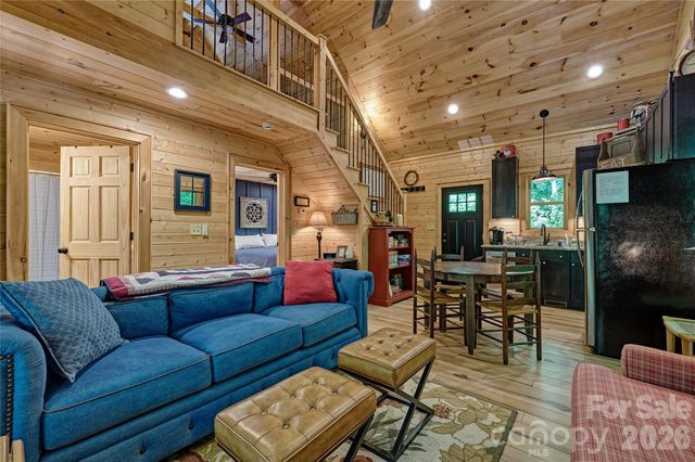 4017 Canada Road, Tuckasegee, NC 28783