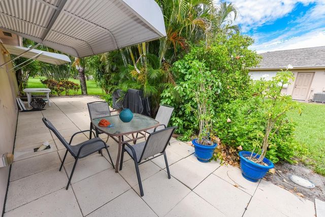 1382 High Point Way, Delray Beach, FL 33445
