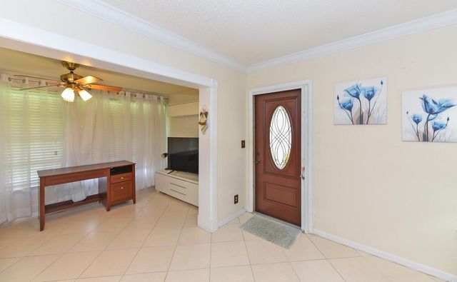 1382 High Point Way, Delray Beach, FL 33445