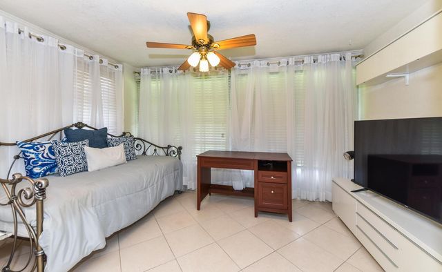 1382 High Point Way, Delray Beach, FL 33445