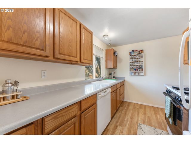 19663 Sw WRIGHT St, Beaverton, OR 97078