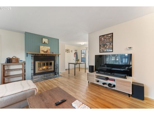 19663 Sw WRIGHT St, Beaverton, OR 97078