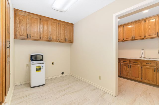 6212 Westover Drive, Granbury, TX 76049