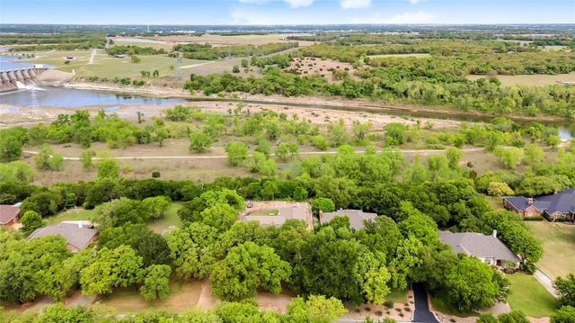 6212 Westover Drive, Granbury, TX 76049