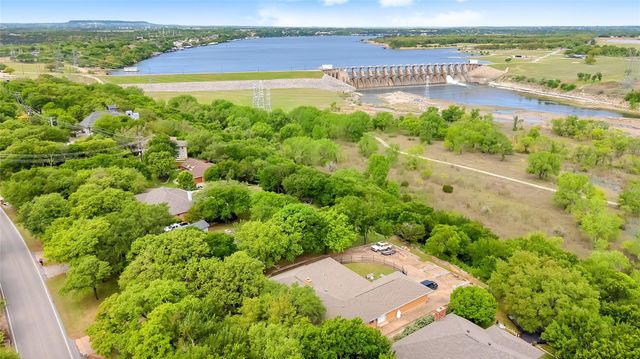 6212 Westover Drive, Granbury, TX 76049