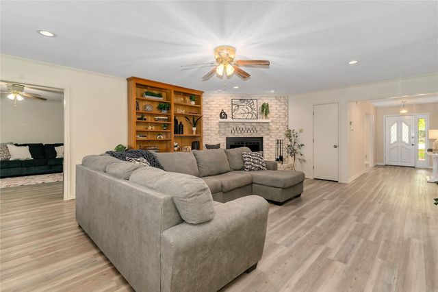 6212 Westover Drive, Granbury, TX 76049