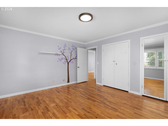 14 ROYAL OAKS Dr, Roseburg, OR 97471