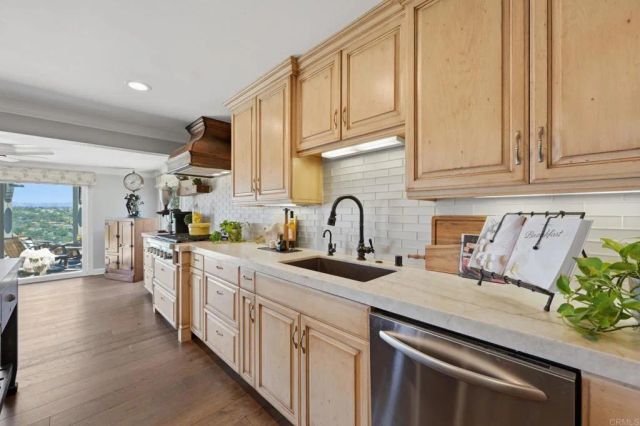 560 Rancho Camino, Fallbrook, CA 92028