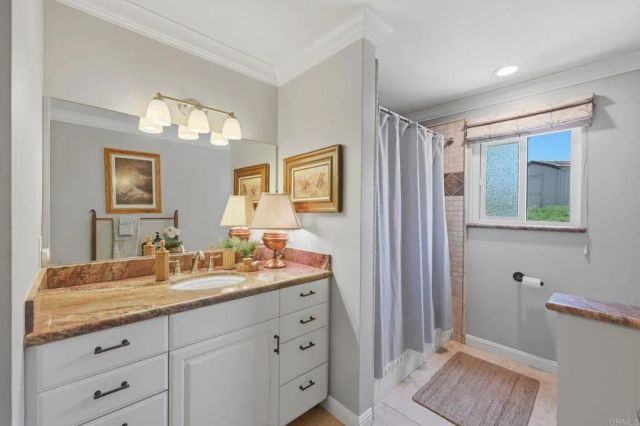 560 Rancho Camino, Fallbrook, CA 92028