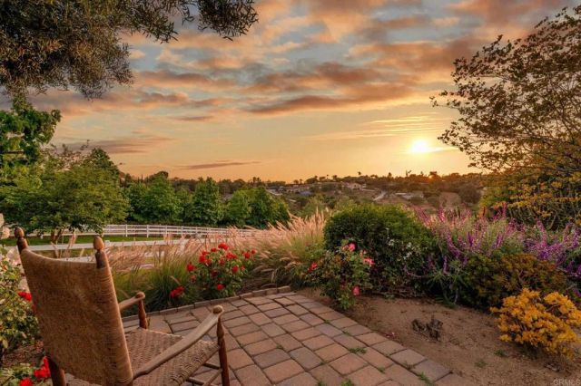 560 Rancho Camino, Fallbrook, CA 92028