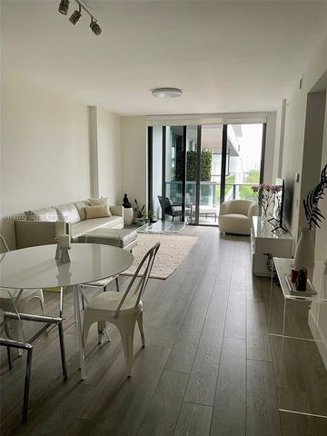 2960 NE 207th Street 714, Aventura, FL 33180
