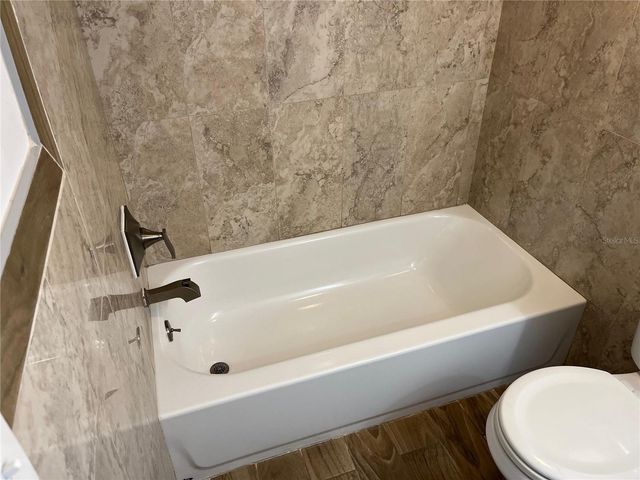 5052 TERRACE CLUB LANE 201, Tampa, FL 33617