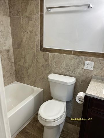 5052 TERRACE CLUB LANE 201, Tampa, FL 33617