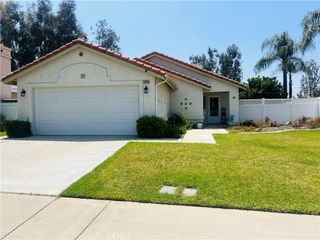 29225 Parkcrest, Highland, CA 92346