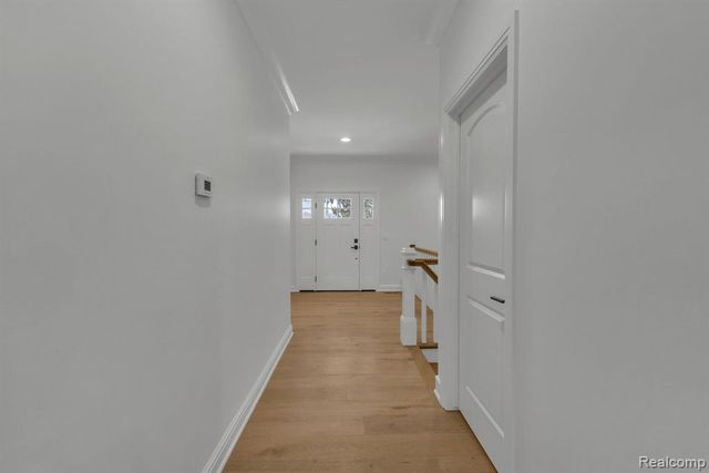 22664 Colgate Street, Farmington, MI 48336