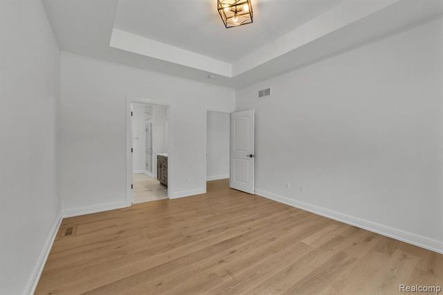 22664 Colgate Street, Farmington, MI 48336