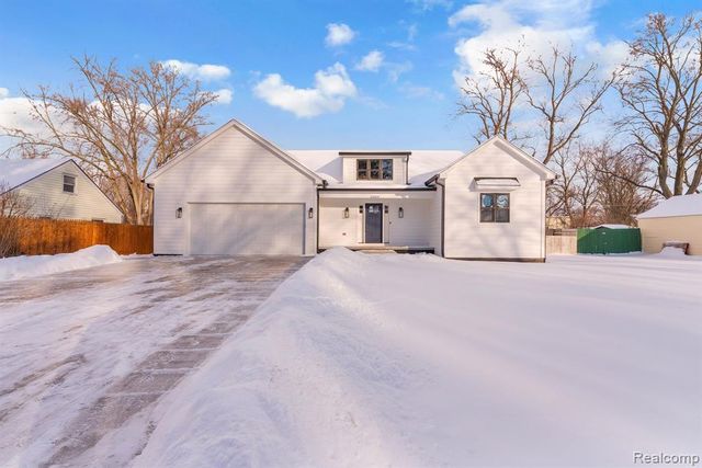 22664 Colgate Street, Farmington, MI 48336