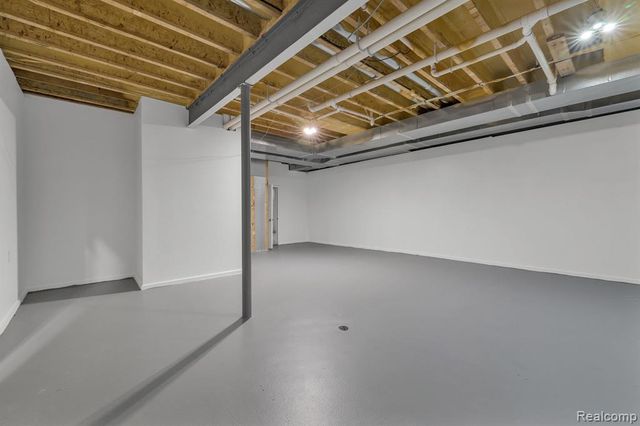 22664 Colgate Street, Farmington, MI 48336