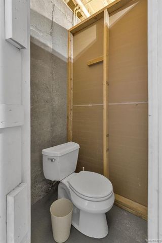 22664 Colgate Street, Farmington, MI 48336