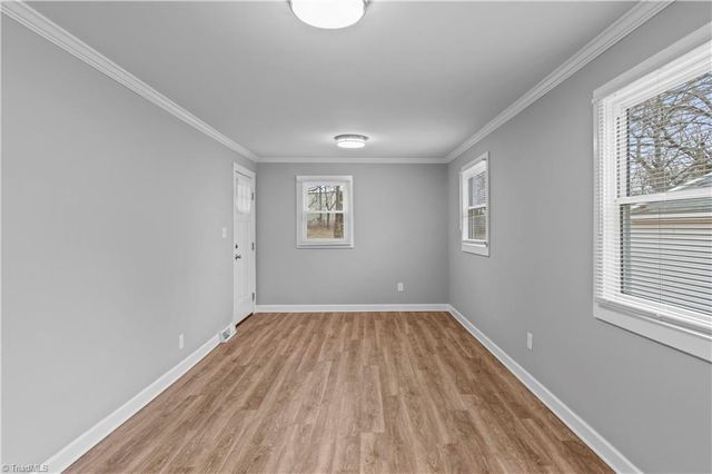 4905 Wilkes Drive, Winston-salem, NC 27106