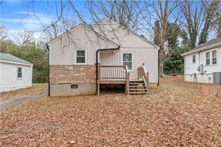 4905 Wilkes Drive, Winston-salem, NC 27106