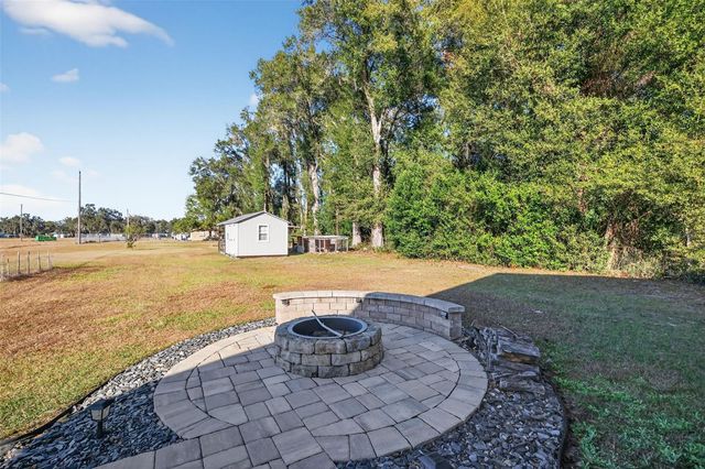 2924 CR 526, Sumterville, FL 33585
