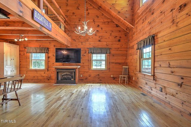 300 Barr Road, Blountville, TN 37617