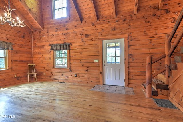 300 Barr Road, Blountville, TN 37617