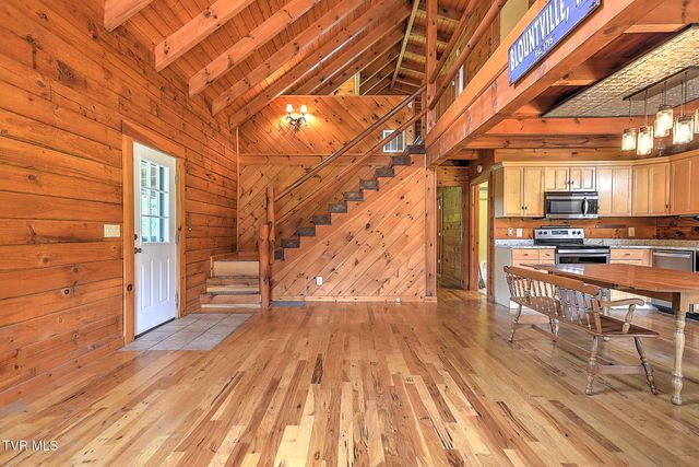 300 Barr Road, Blountville, TN 37617