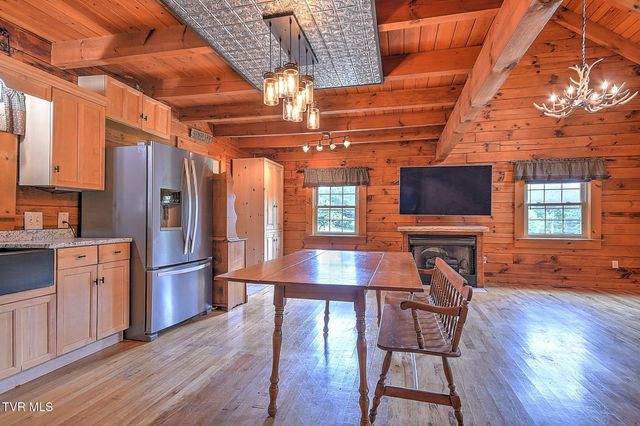 300 Barr Road, Blountville, TN 37617