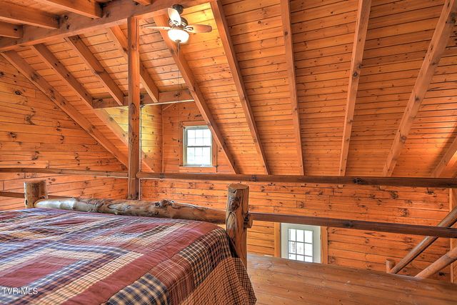 300 Barr Road, Blountville, TN 37617