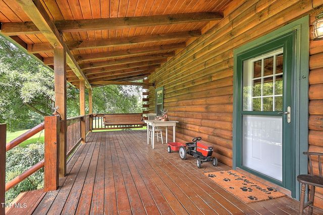 300 Barr Road, Blountville, TN 37617