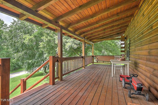 300 Barr Road, Blountville, TN 37617