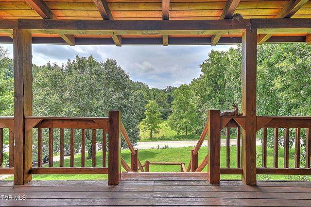 300 Barr Road, Blountville, TN 37617