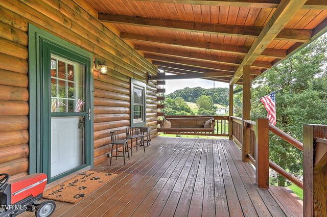 300 Barr Road, Blountville, TN 37617