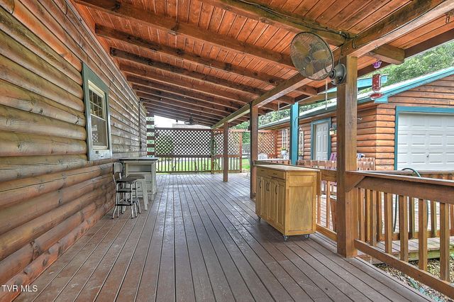 300 Barr Road, Blountville, TN 37617