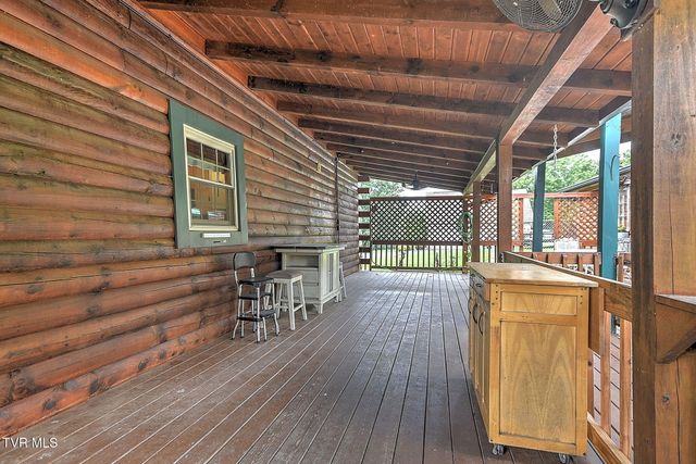 300 Barr Road, Blountville, TN 37617