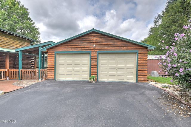 300 Barr Road, Blountville, TN 37617