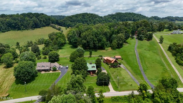 300 Barr Road, Blountville, TN 37617