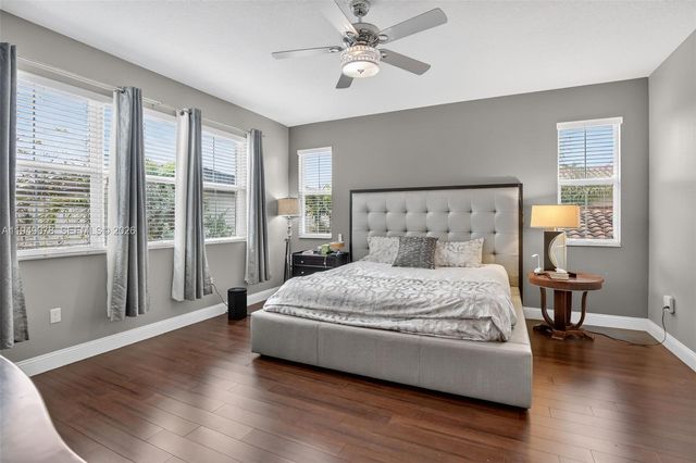 5208 Falcon Trl, Davie, FL 33314