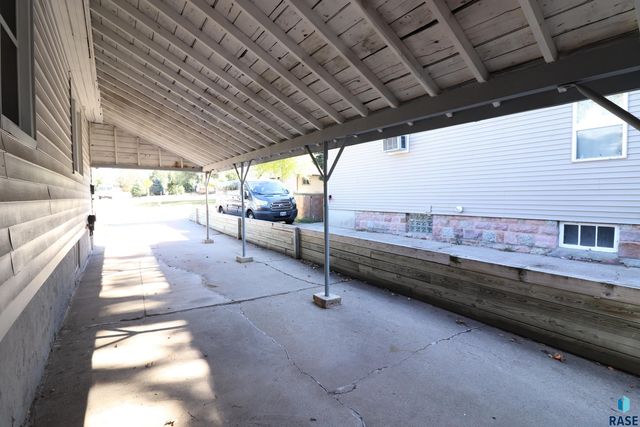 519 N Wayland Ave Avenue, Sioux Falls, SD 57103