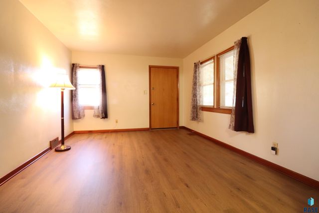 519 N Wayland Ave Avenue, Sioux Falls, SD 57103
