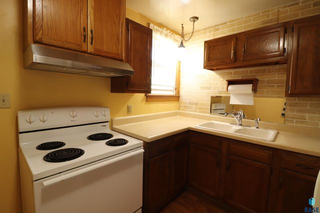 519 N Wayland Ave Avenue, Sioux Falls, SD 57103