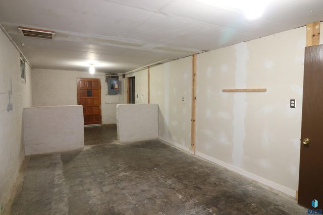 519 N Wayland Ave Avenue, Sioux Falls, SD 57103