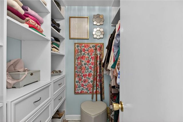 1100 Lake Drive, Roswell, GA 30075