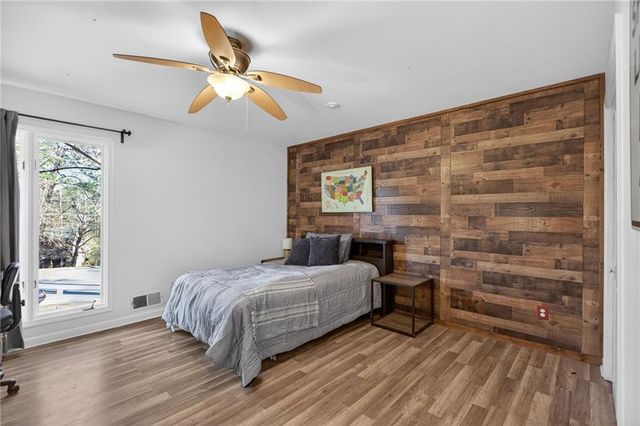 1100 Lake Drive, Roswell, GA 30075