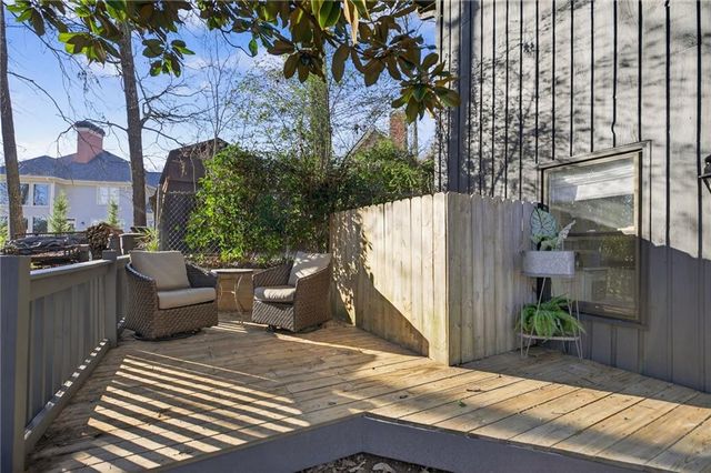 1100 Lake Drive, Roswell, GA 30075